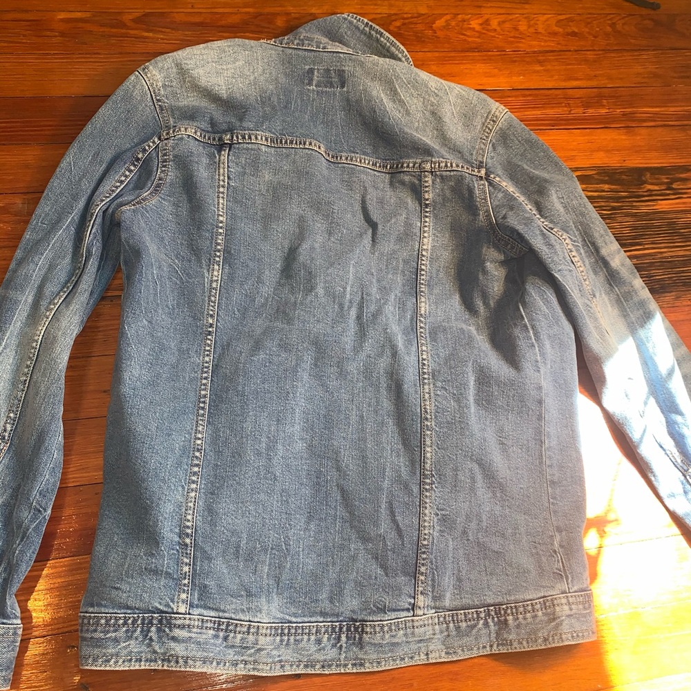 Jean jacket - Picture 2 of 3